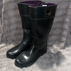 Like new Sperry rain boots!!